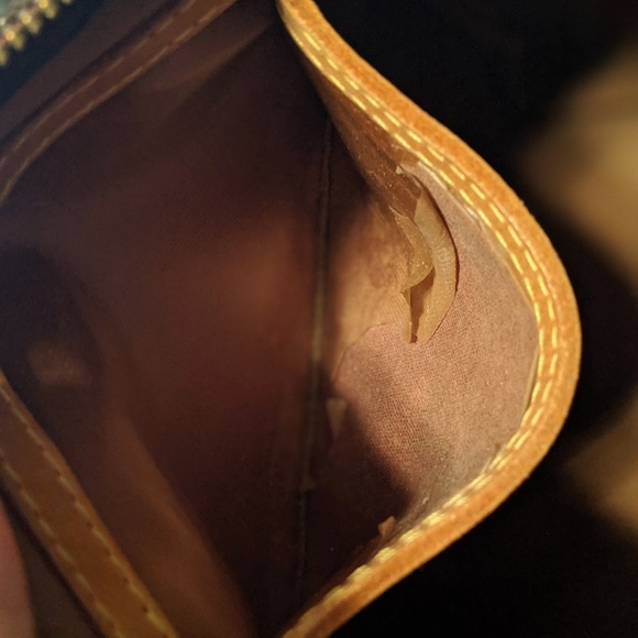 SOLD! SOLD! Authentic LV Speedy 25 - Picture 8 of 8